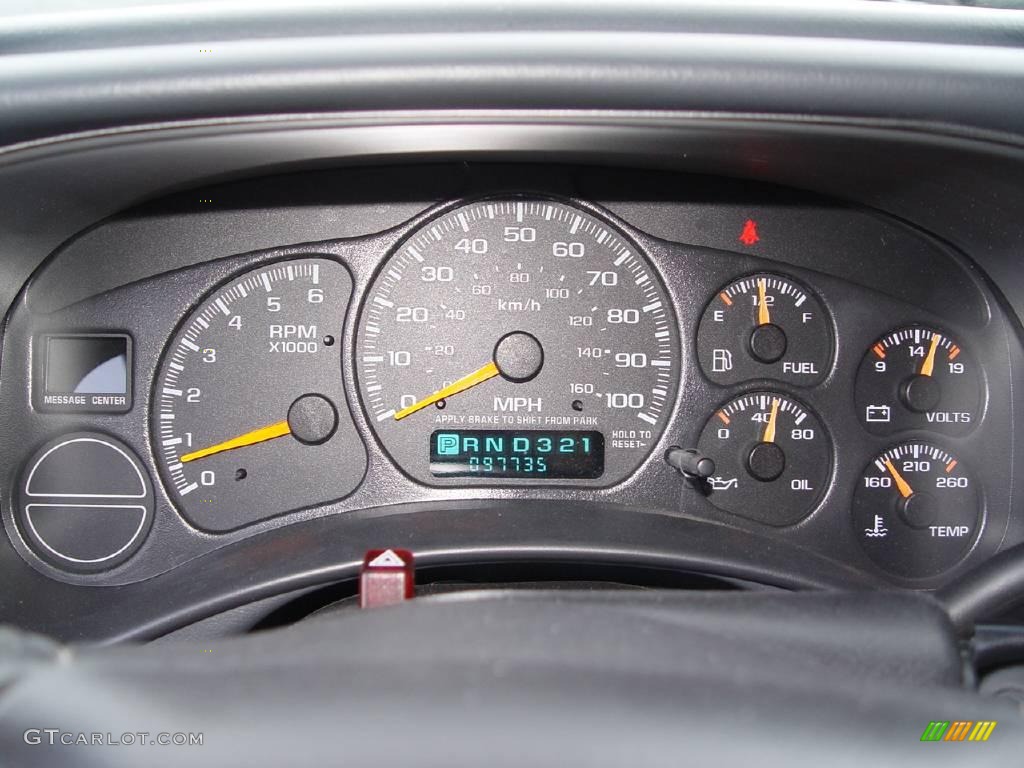 2001 Tahoe LT 4x4 - Victory Red / Graphite/Medium Gray photo #9