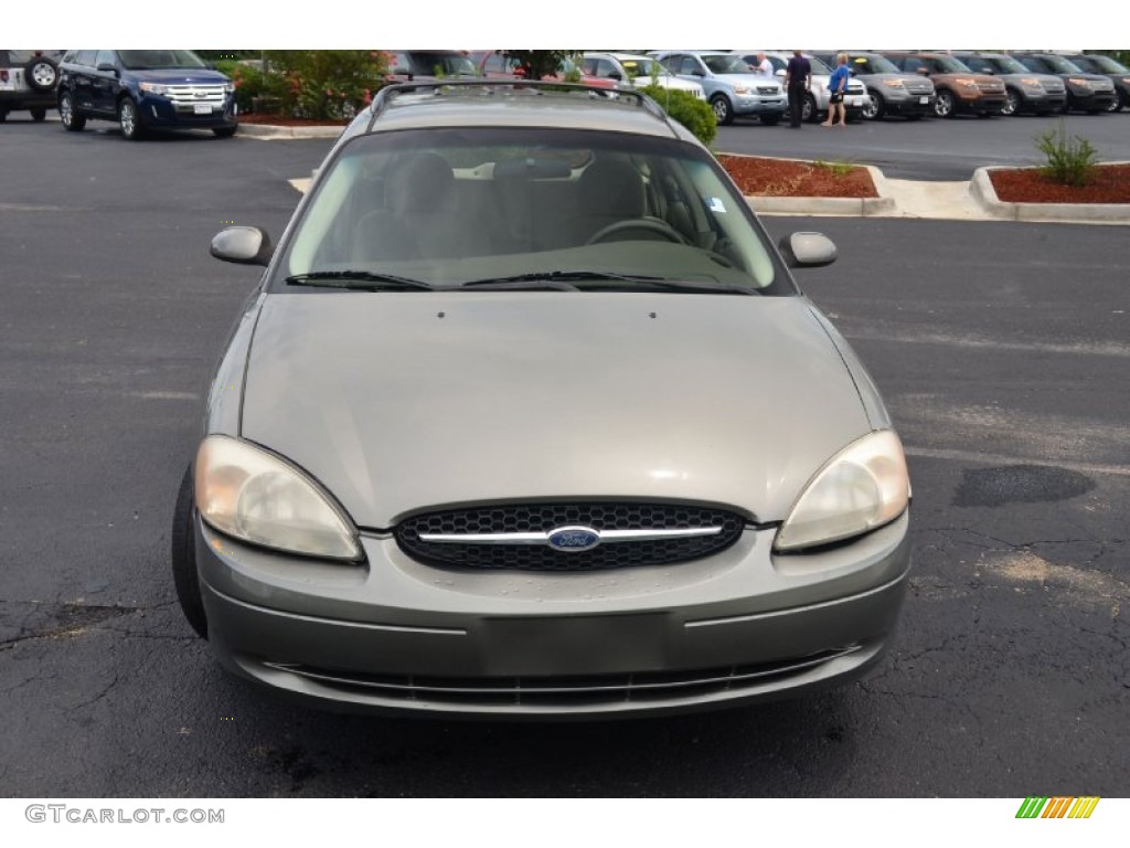 2001 Taurus SE Wagon - Spruce Green Metallic / Medium Parchment photo #2