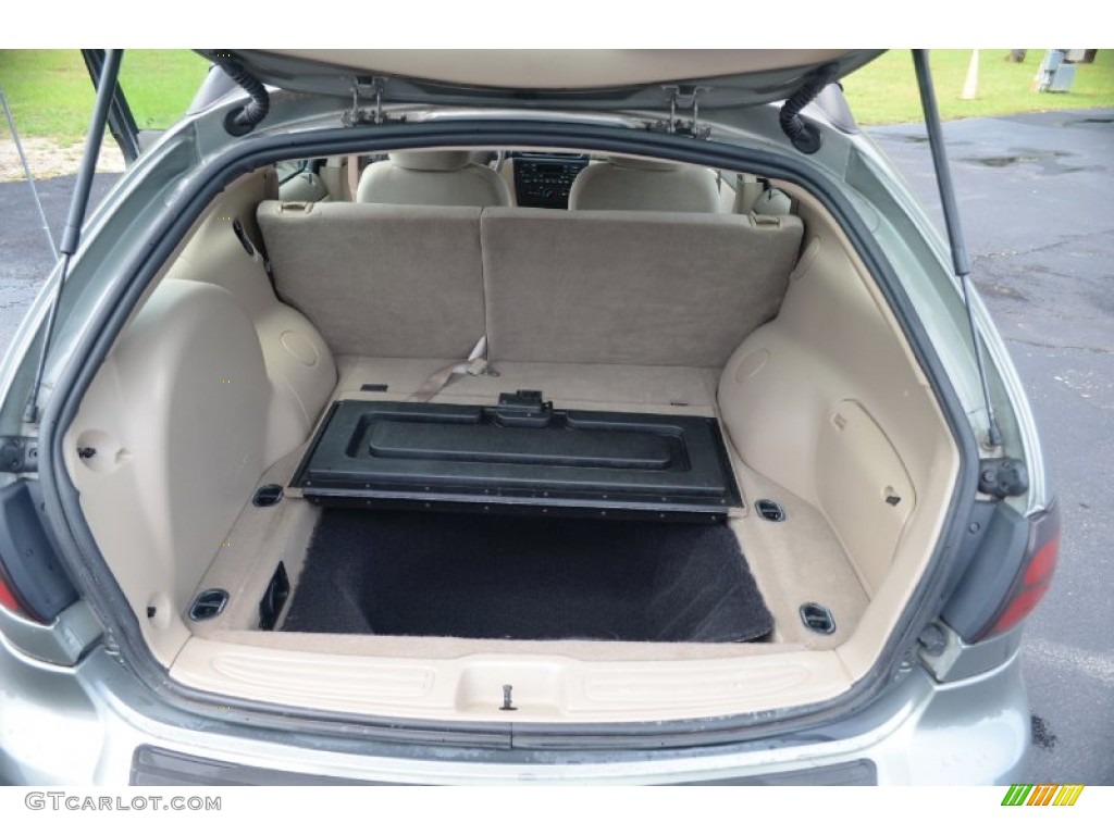 2001 Ford Taurus SE Wagon Trunk Photo #68523895