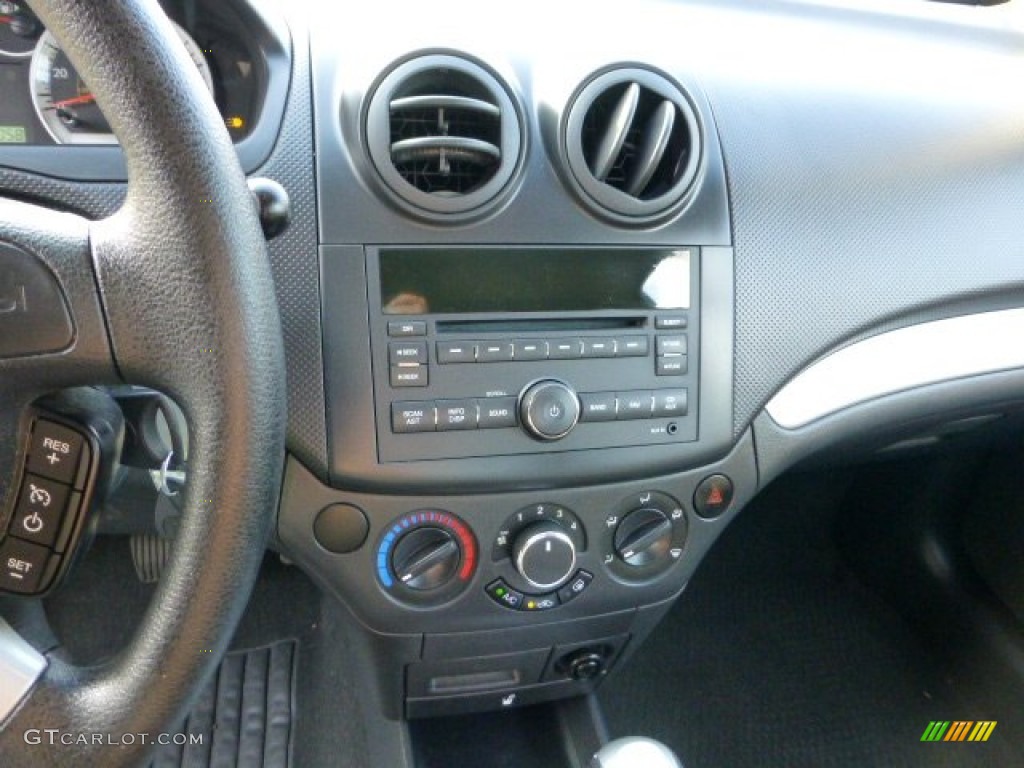 2010 Aveo LT Sedan - Black Granite / Charcoal photo #18