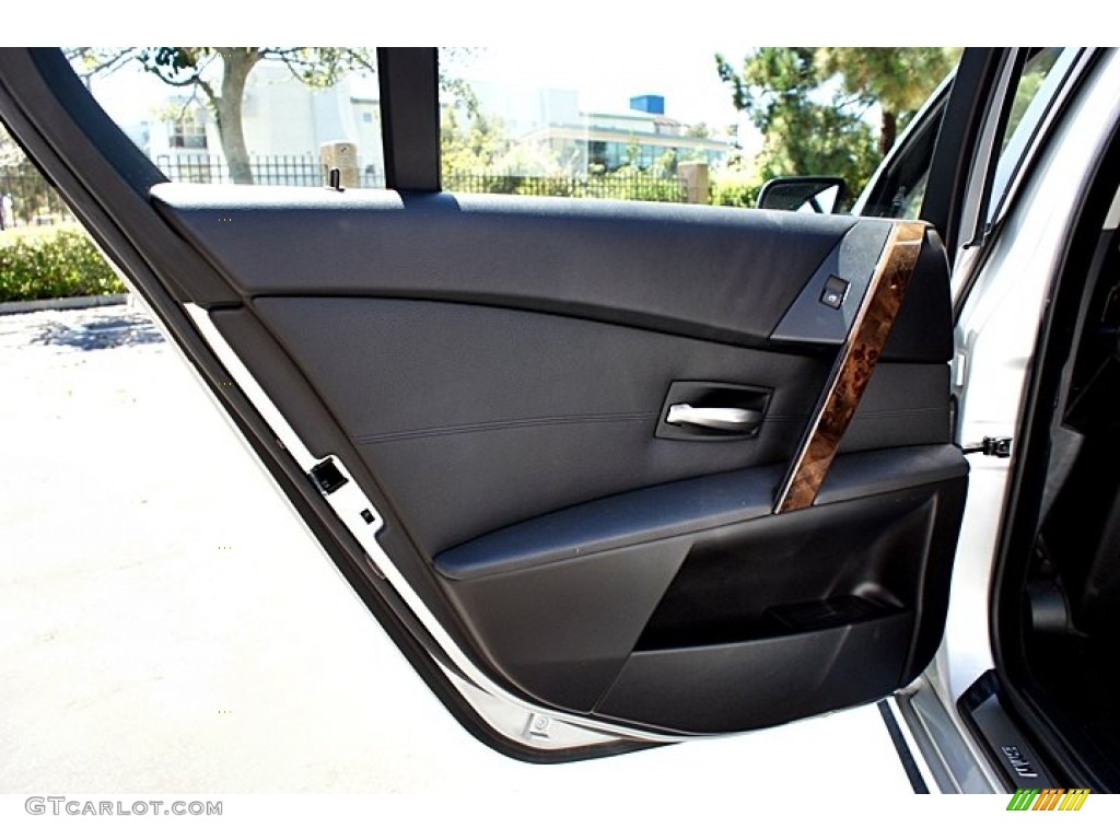2007 BMW 5 Series 530i Sedan Black Door Panel Photo #68527216