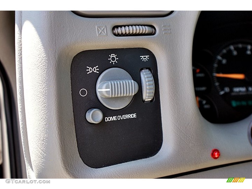 2002 Chevrolet S10 Extended Cab Controls Photos