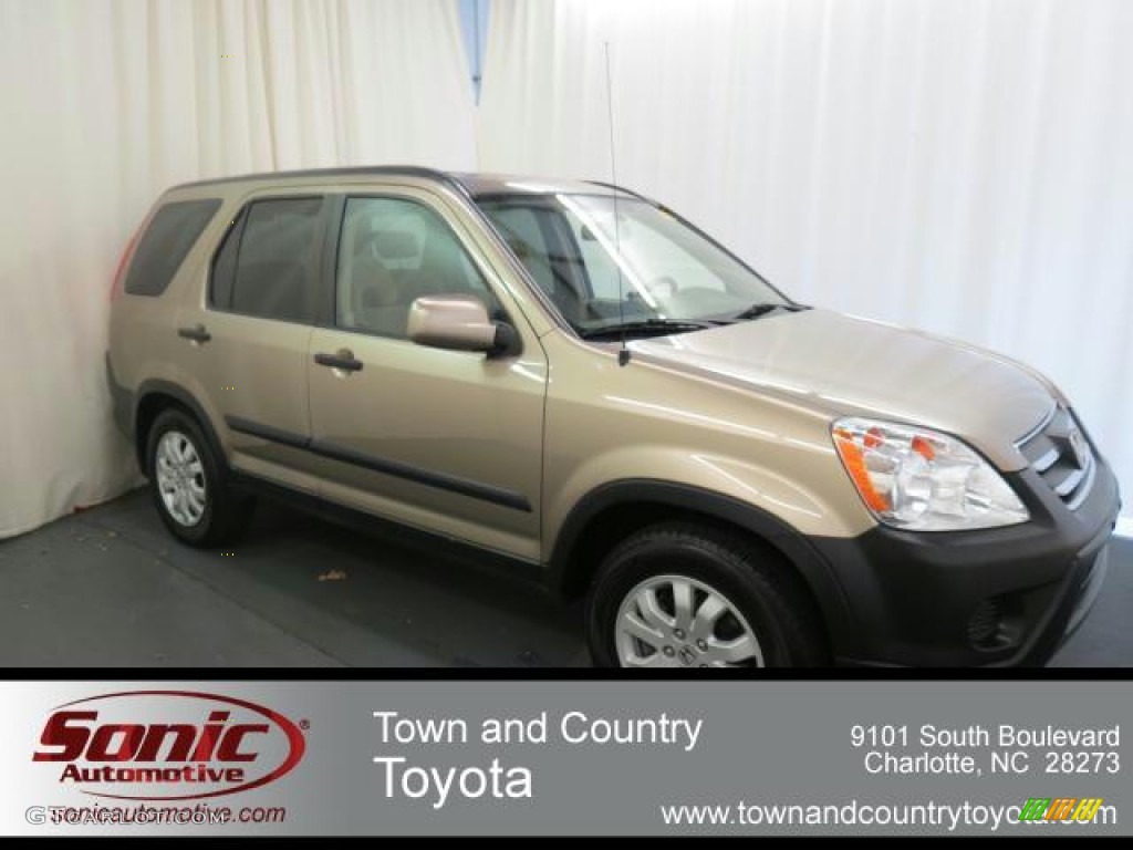 2005 CR-V EX 4WD - Sahara Sand Metallic / Ivory photo #1