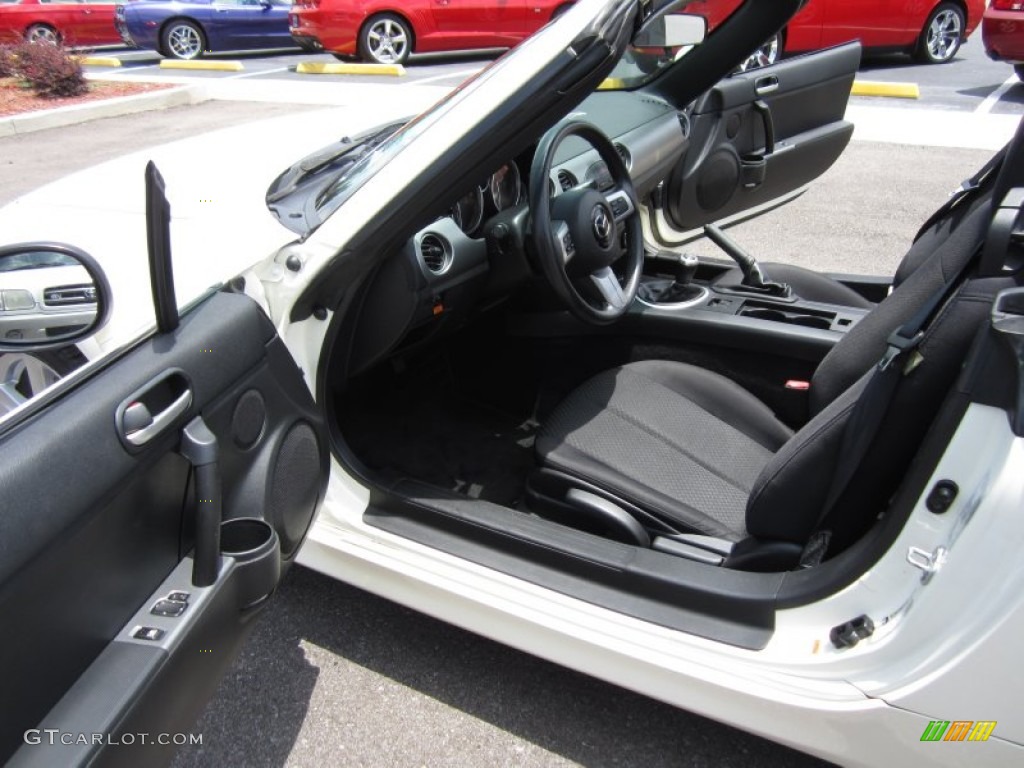 Black Interior 2008 Mazda MX-5 Miata Sport Roadster Photo #68533582