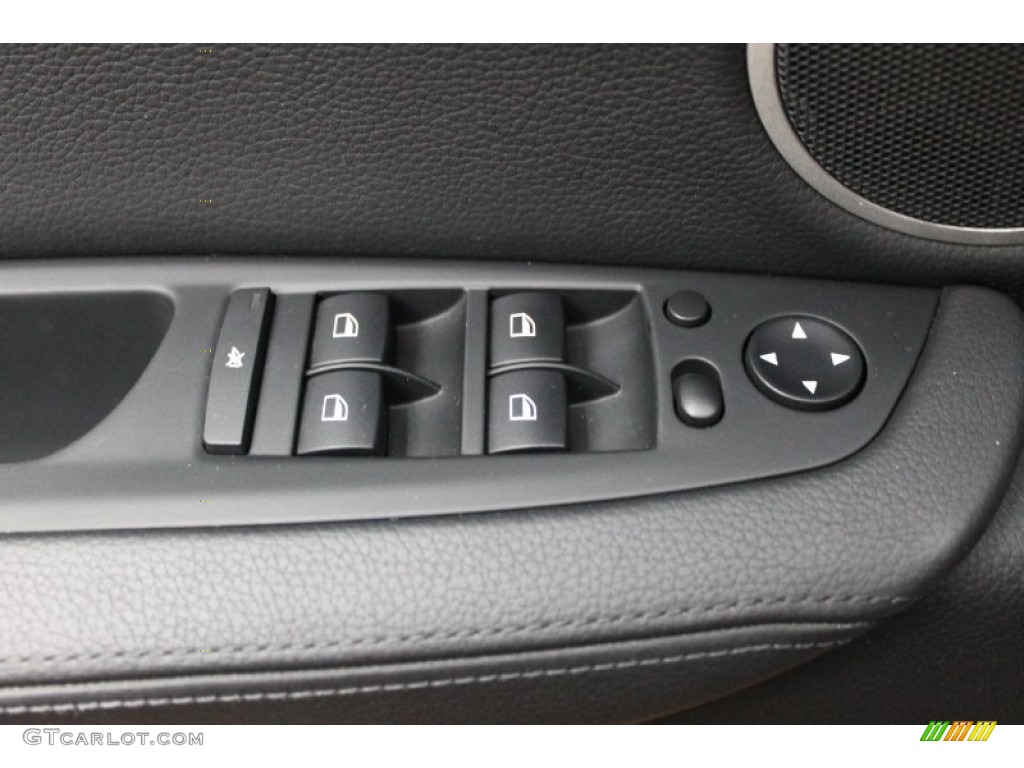 2010 BMW X6 M Standard X6 M Model Controls Photo #68535994