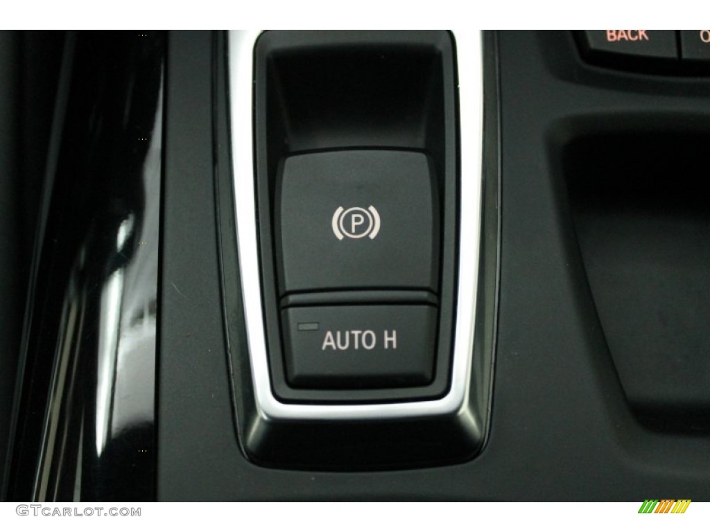 2010 BMW X6 M Standard X6 M Model Controls Photo #68536102