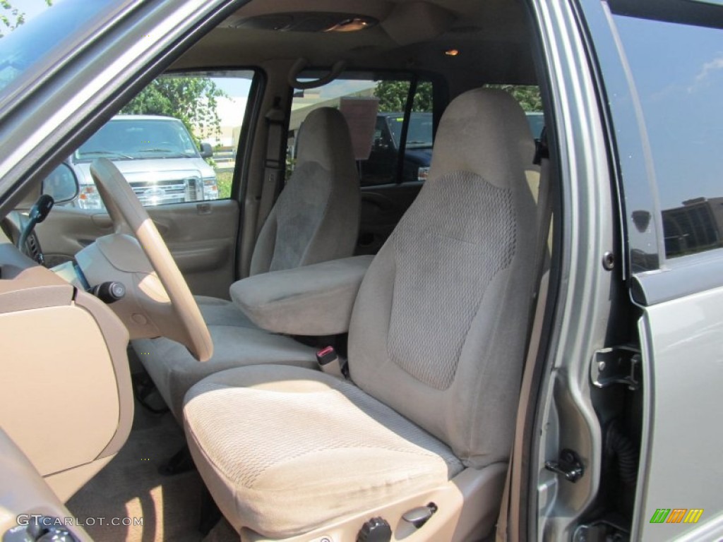 Medium Prairie Tan Interior 1999 Ford Expedition XLT 4x4 Photo #68537296