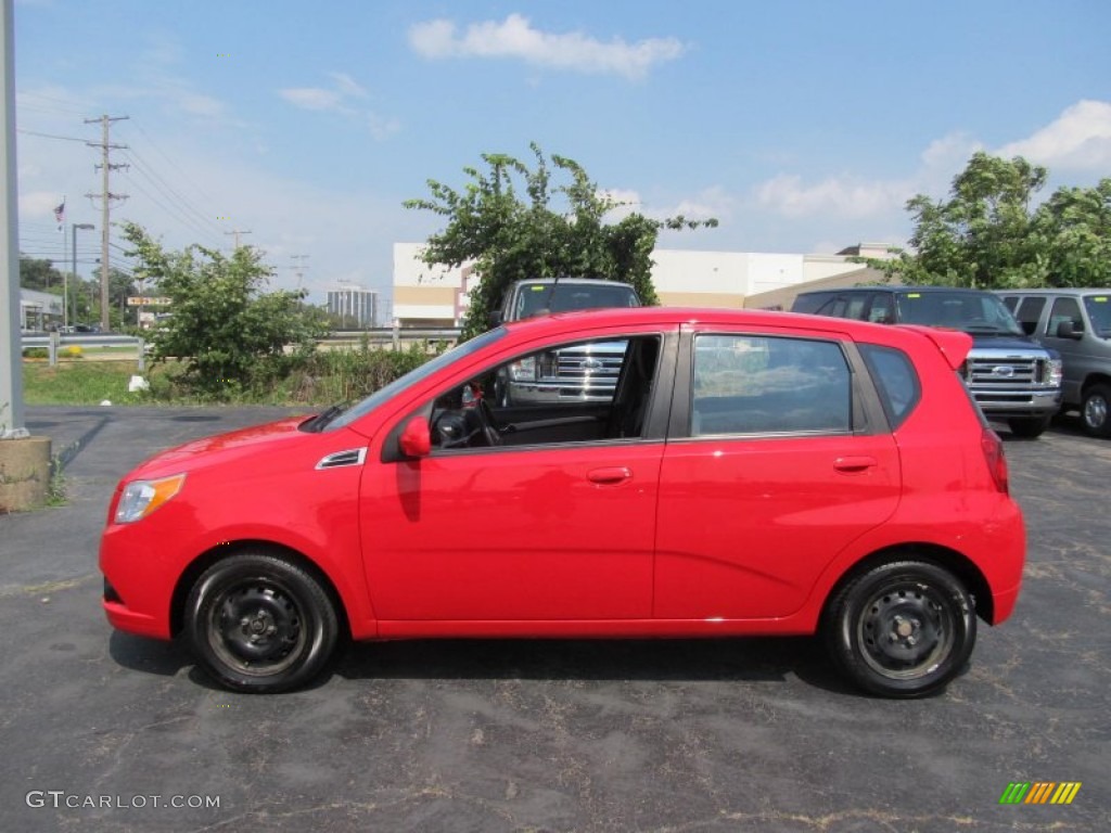 Victory Red 2009 Chevrolet Aveo Aveo5 LT Exterior Photo #68537374