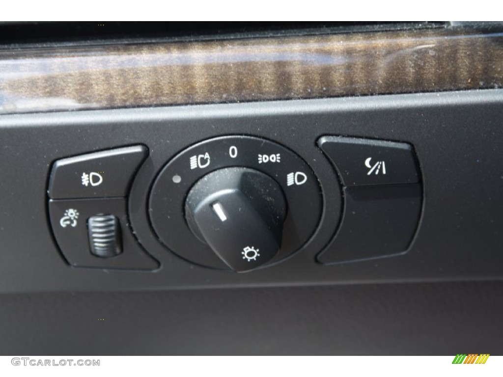 2007 BMW 5 Series 550i Sedan Controls Photo #68538908