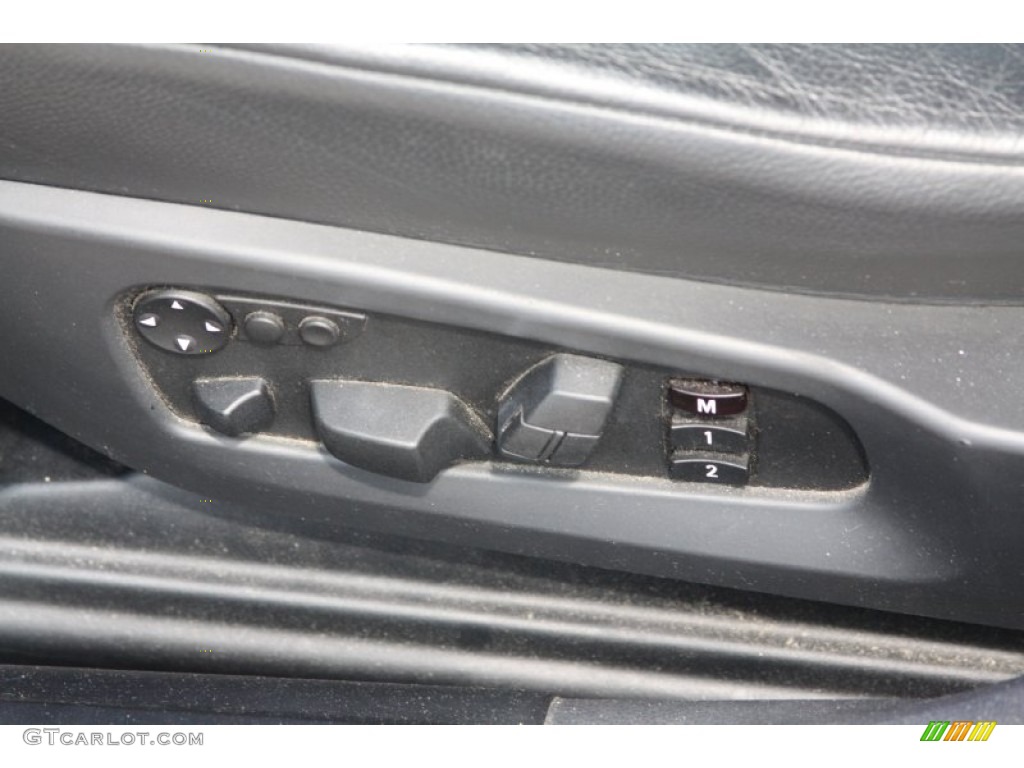 2007 BMW 5 Series 550i Sedan Controls Photo #68538917
