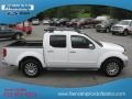 2011 Avalanche White Nissan Frontier SL Crew Cab 4x4  photo #5