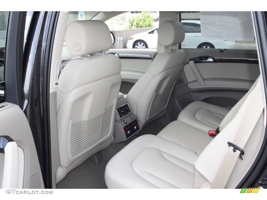 2013 Audi Q7 3.0 TDI quattro Rear Seat Photo #68541439