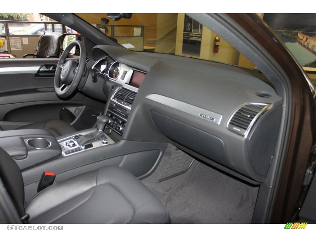 2013 Audi Q7 3.0 S Line quattro Black Dashboard Photo #68541758