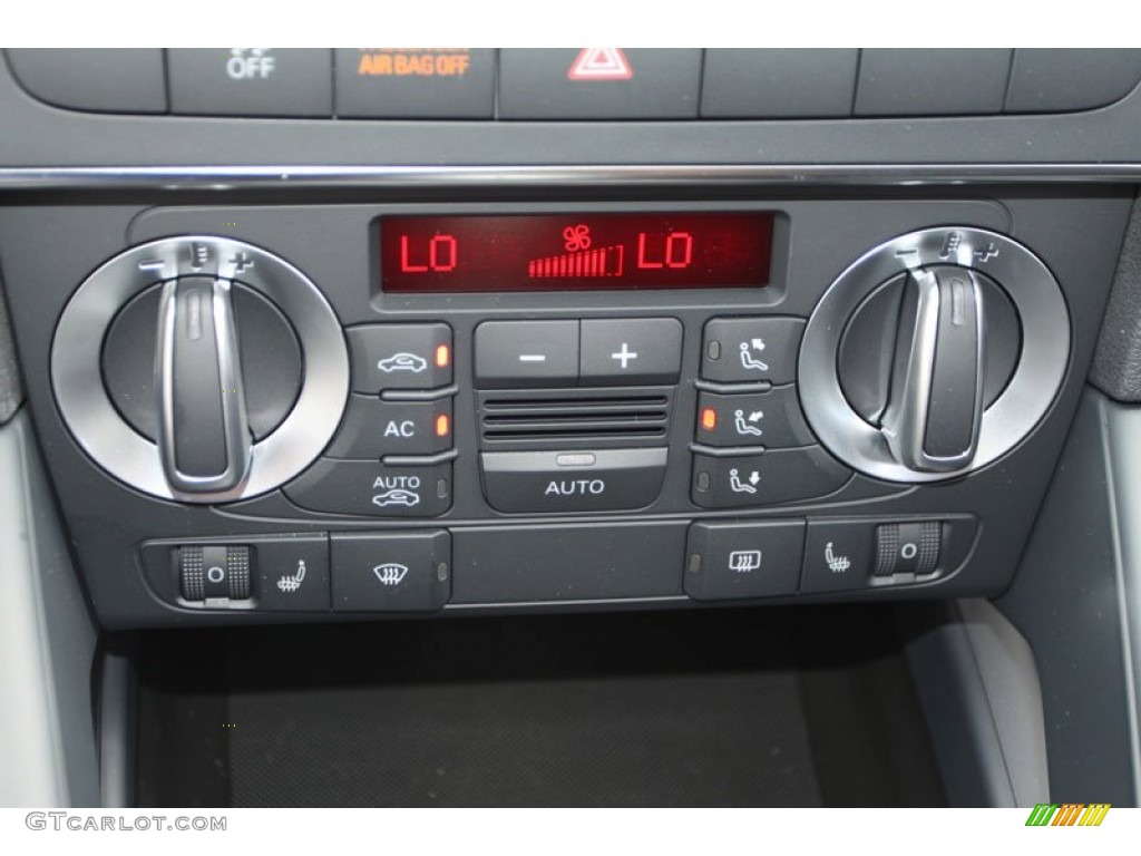 2013 Audi A3 2.0 TDI Controls Photo #68541967