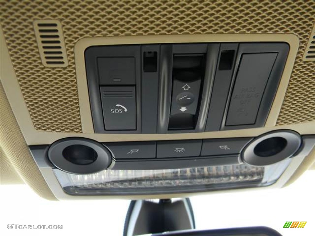 2011 BMW X5 xDrive 35d Controls Photos