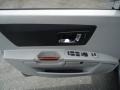 Light Platinum - SRX V8 Photo No. 8
