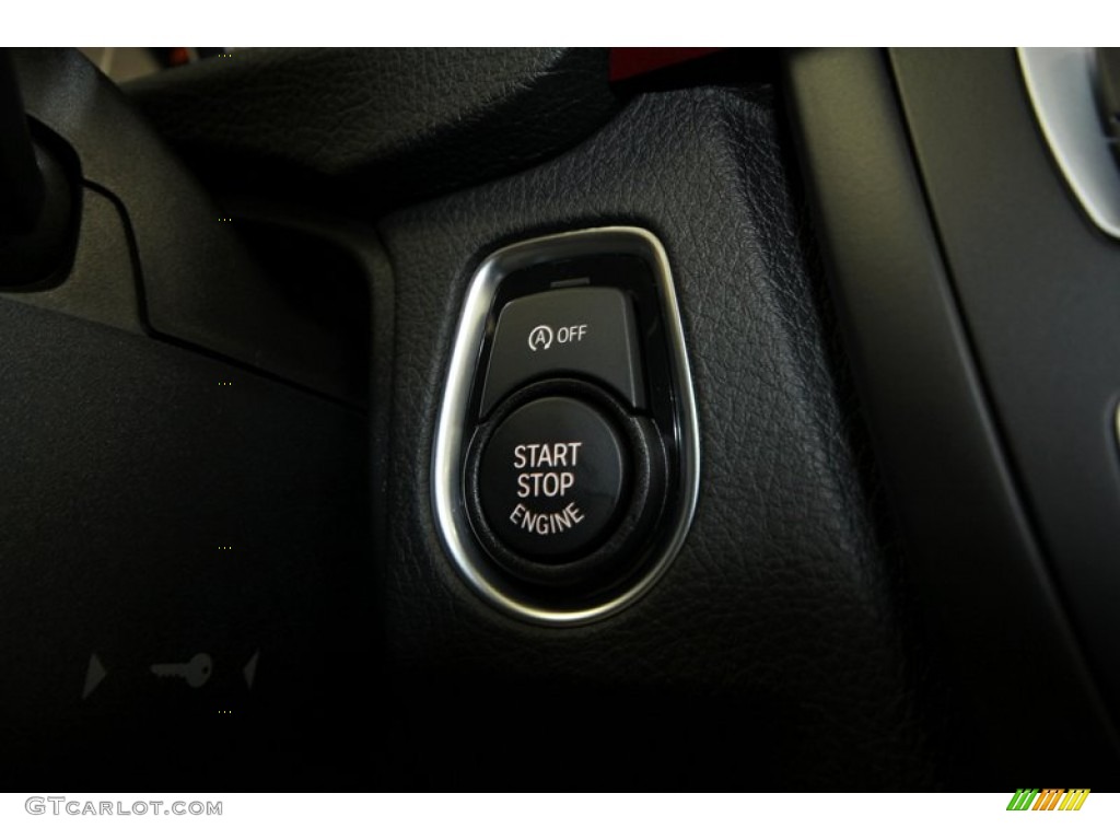 2012 BMW 3 Series 328i Sedan Controls Photo #68545738