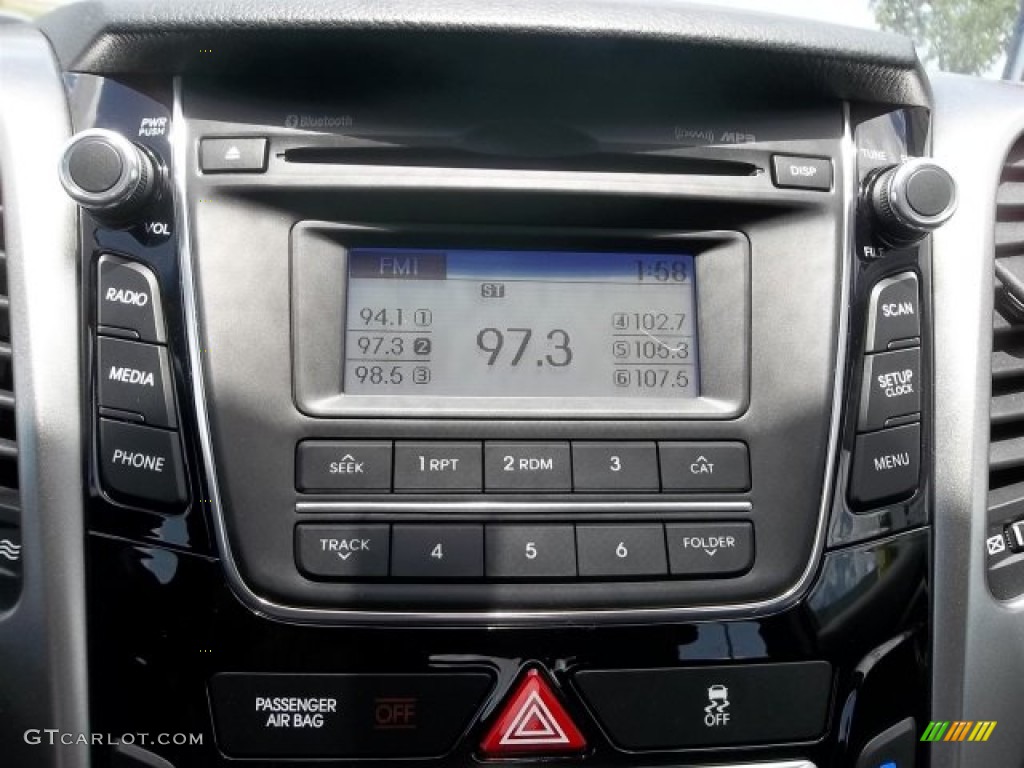 2013 Hyundai Elantra GT Audio System Photo #68545933