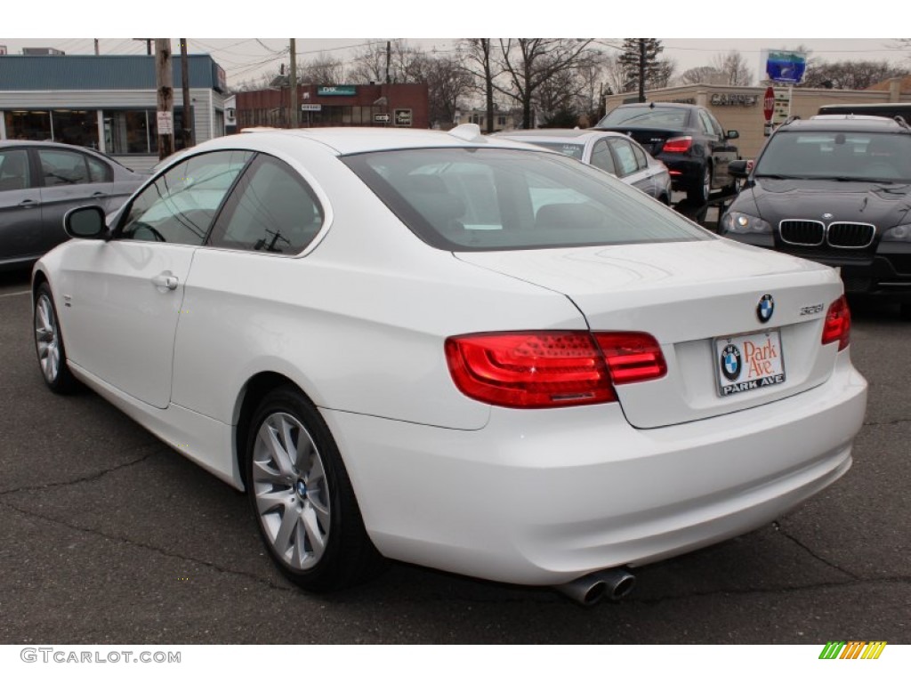 2011 3 Series 328i xDrive Coupe - Alpine White / Black photo #7