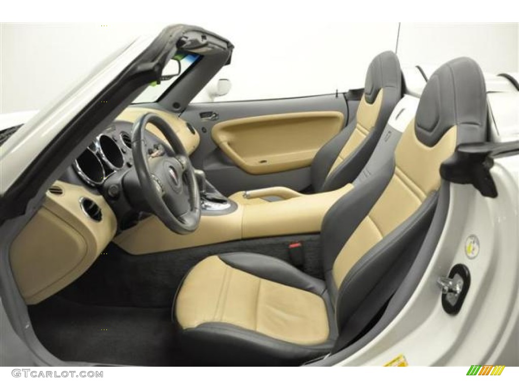 2007 Pontiac Solstice Roadster Front Seat Photo #68547625
