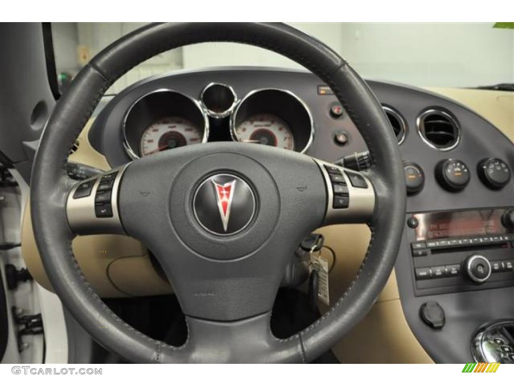 2007 Pontiac Solstice Roadster Steel/Sand Steering Wheel Photo #68547661