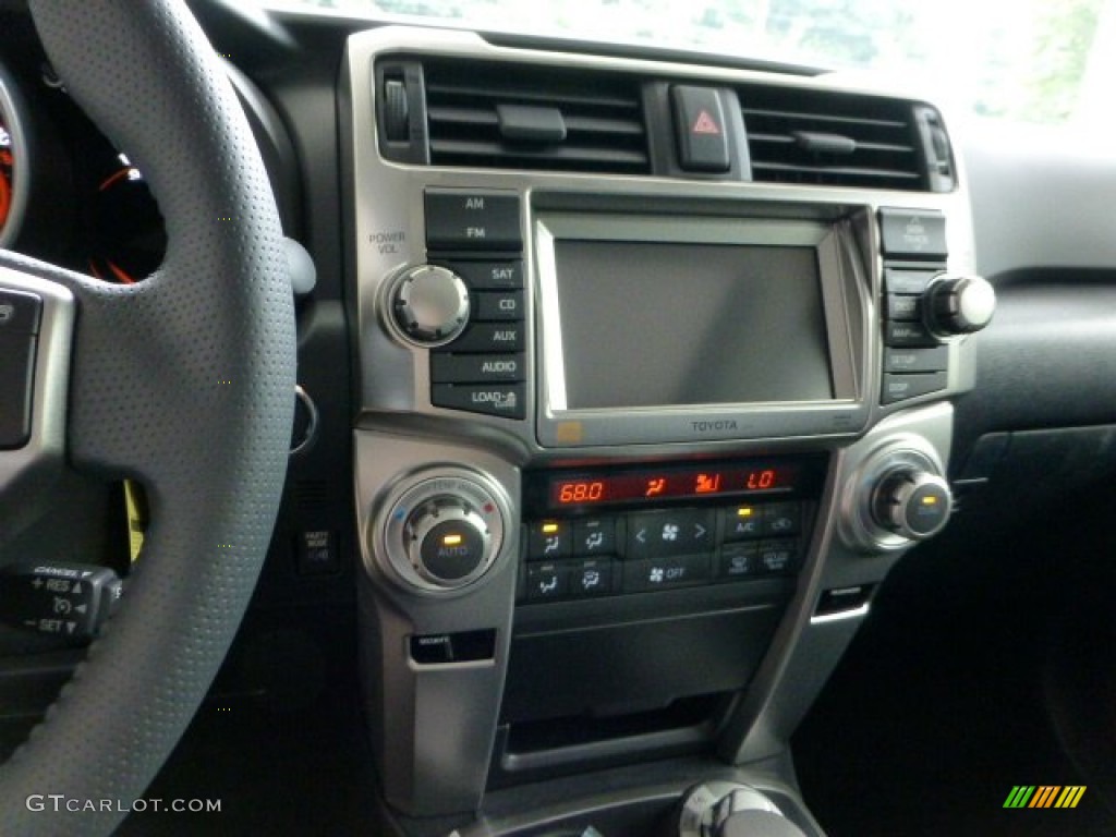 2012 4Runner Limited 4x4 - Black / Black Leather photo #13