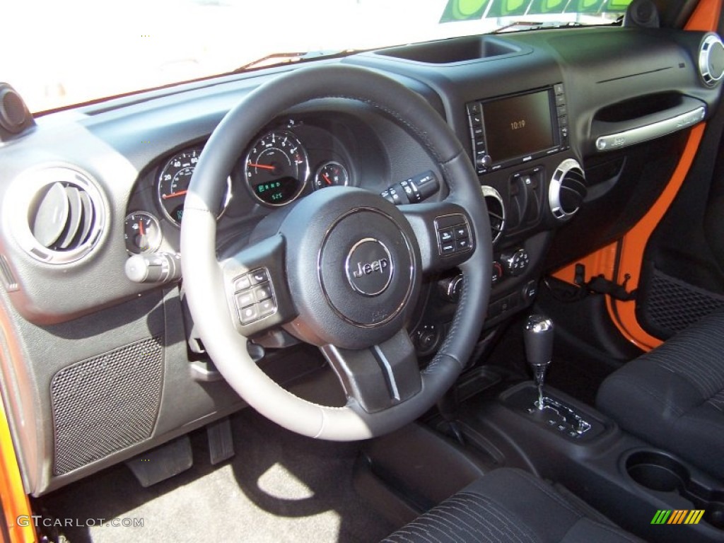 2012 Wrangler Sahara 4x4 - Crush Orange / Black/Dark Saddle photo #9