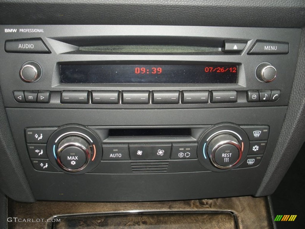 2007 BMW 3 Series 335i Coupe Audio System Photos