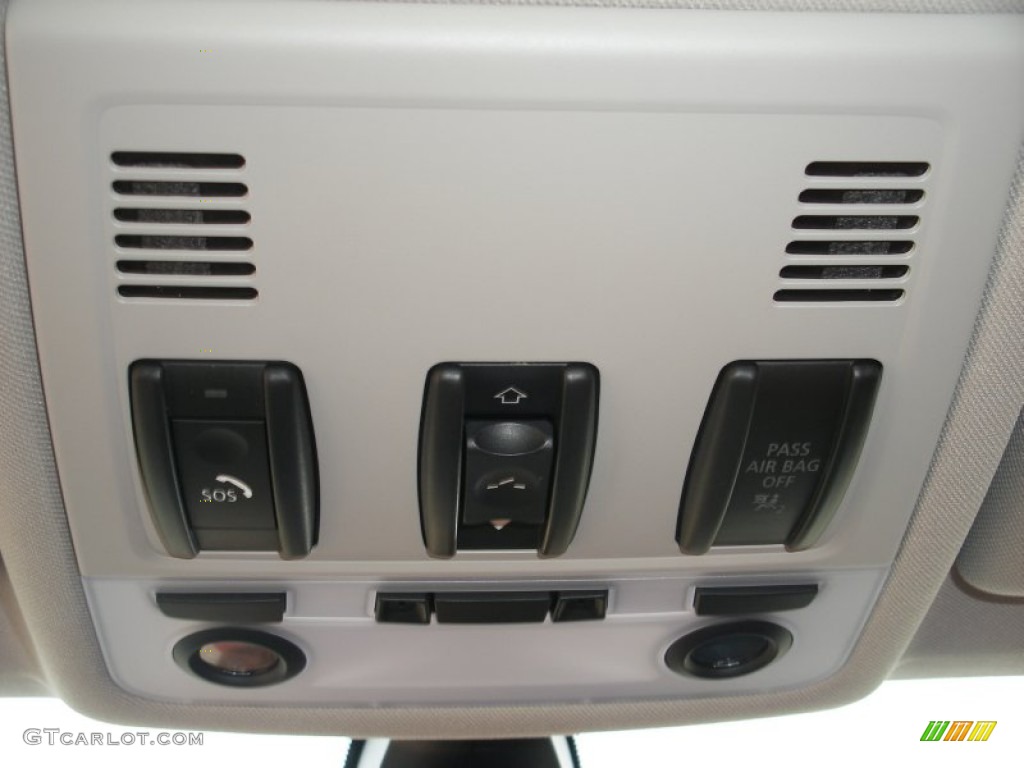 2007 BMW 3 Series 335i Coupe Controls Photo #68549473
