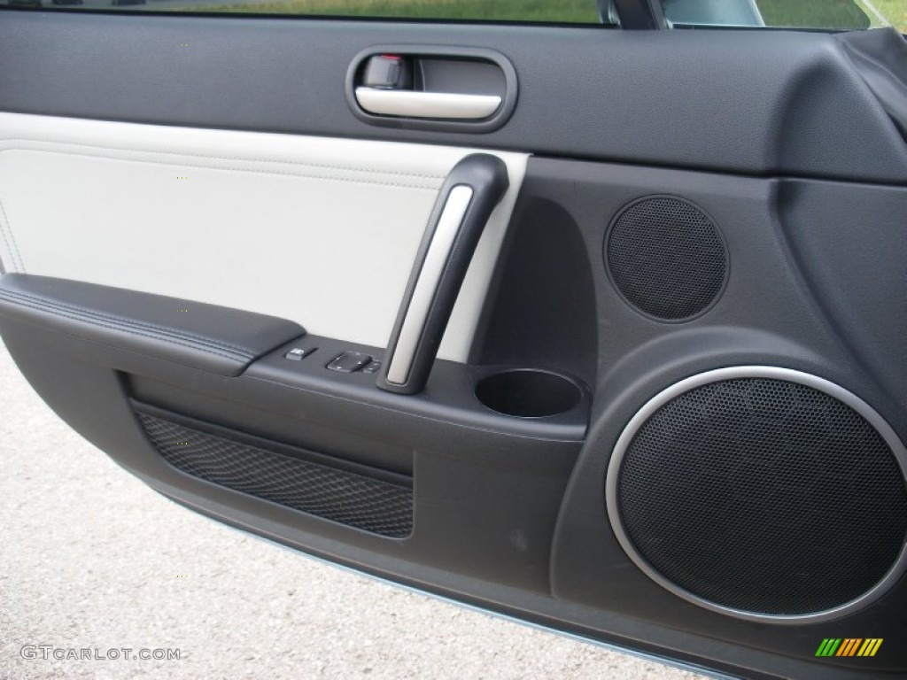 2011 Mazda MX-5 Miata Special Edition Hard Top Roadster Door Panel Photos