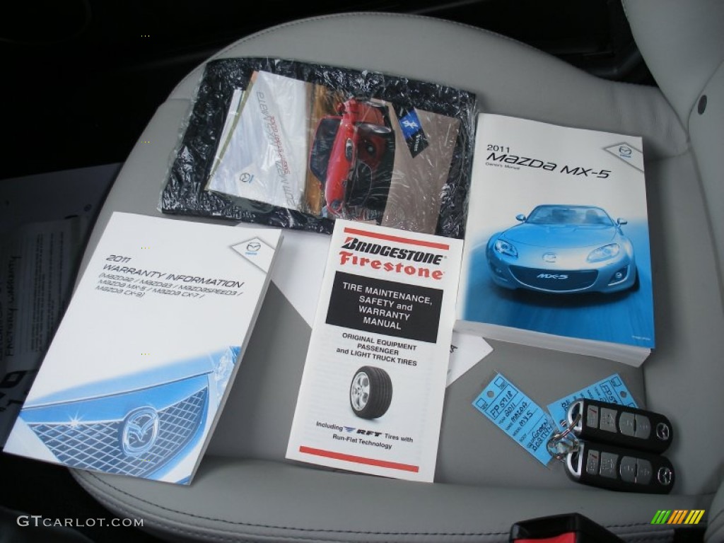 2011 Mazda MX-5 Miata Special Edition Hard Top Roadster Books/Manuals Photo #68550022