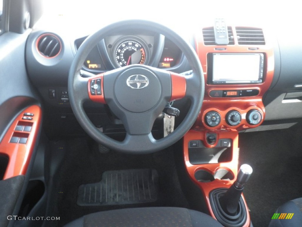 2008 Scion xD Release Series 1.0 Controls Photo #68550097