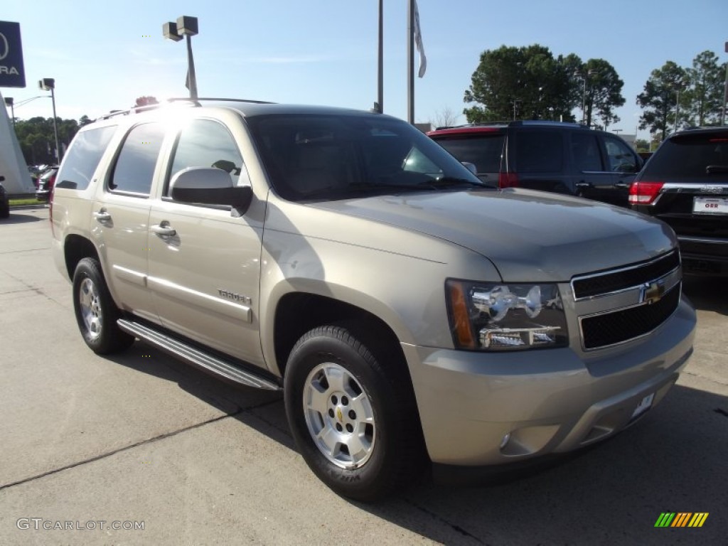 2009 Tahoe LT - Gold Mist Metallic / Light Cashmere photo #2