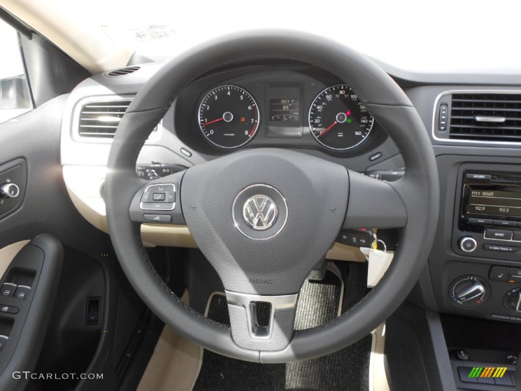 2013 Volkswagen Jetta SE Sedan Cornsilk Beige Steering Wheel Photo #68553118