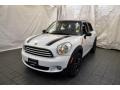 Light White - Cooper Countryman Photo No. 1