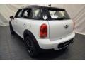 Light White - Cooper Countryman Photo No. 8