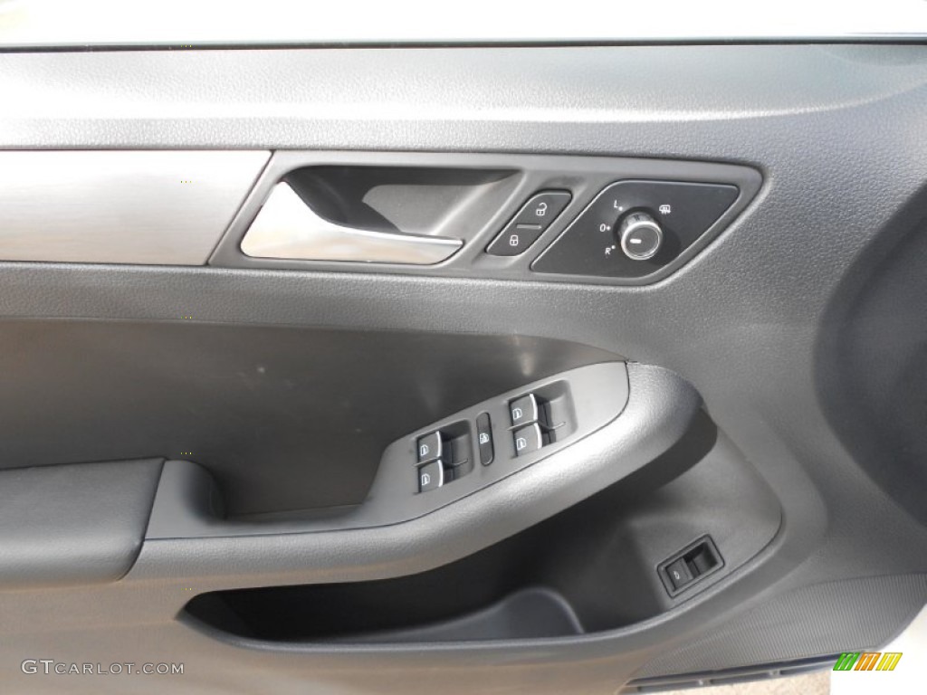 2013 Volkswagen Jetta TDI Sedan Controls Photo #68553781