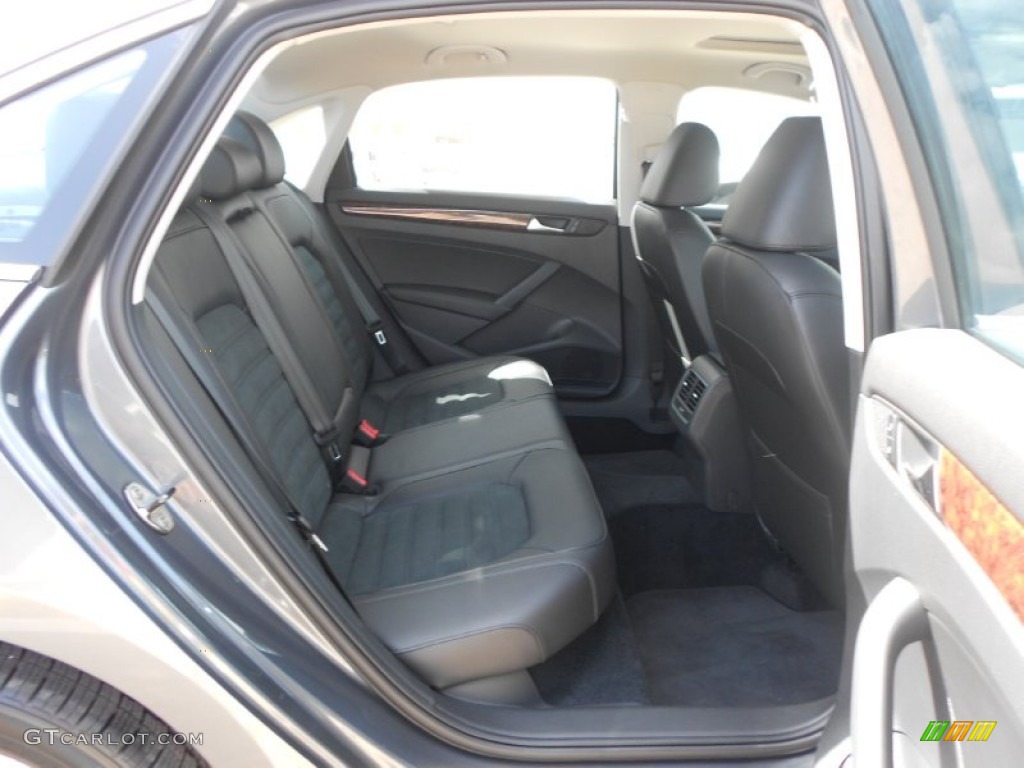 2013 Volkswagen Passat TDI SEL Rear Seat Photo #68553913