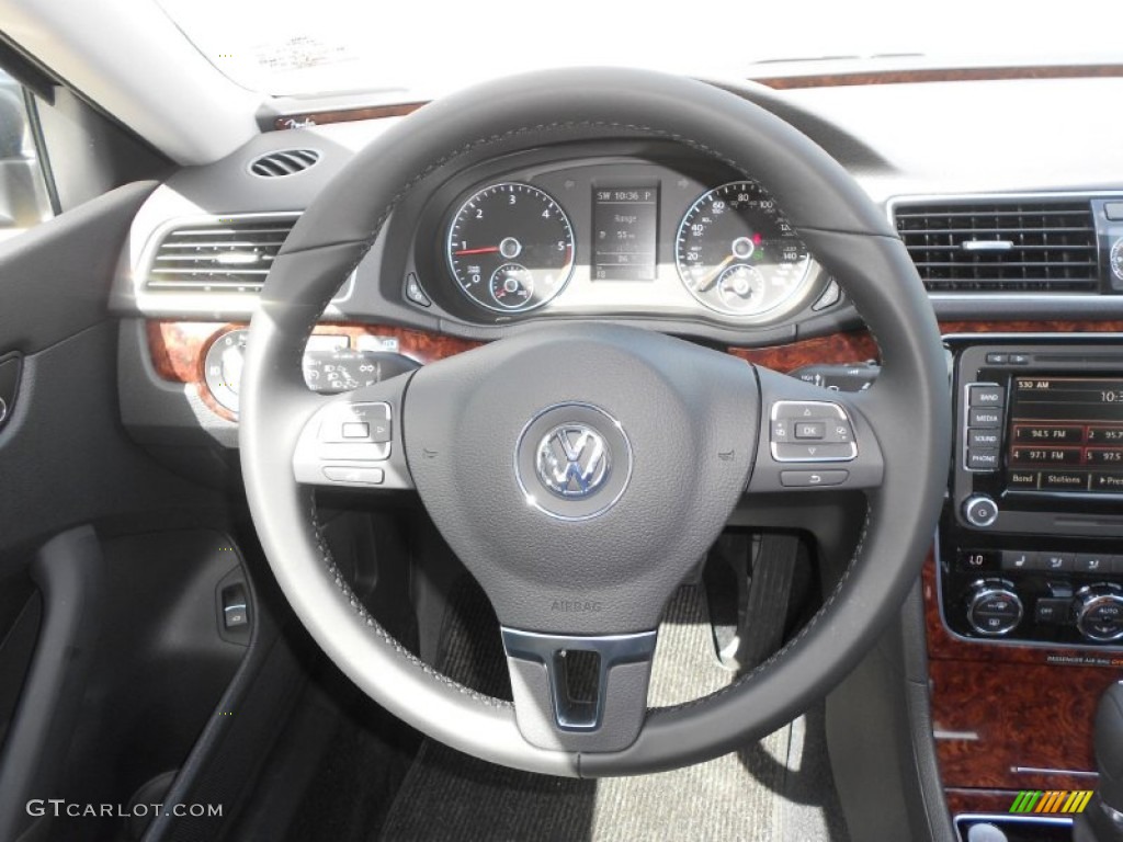2013 Volkswagen Passat TDI SEL Titan Black Steering Wheel Photo #68553928