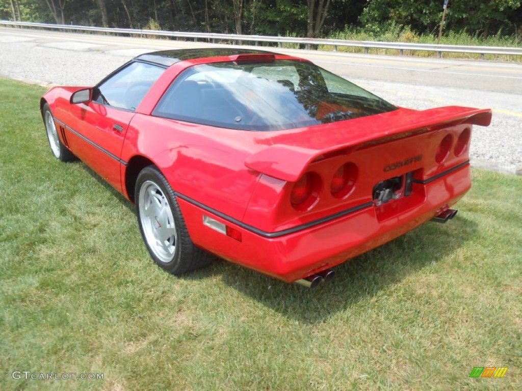 Bright Red 1987 Chevrolet Corvette Coupe Exterior Photo #68556805