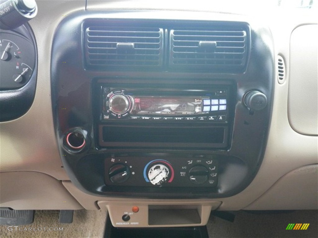 2001 Ranger XLT SuperCab - Bright Island Blue Metallic / Medium Prairie Tan photo #27