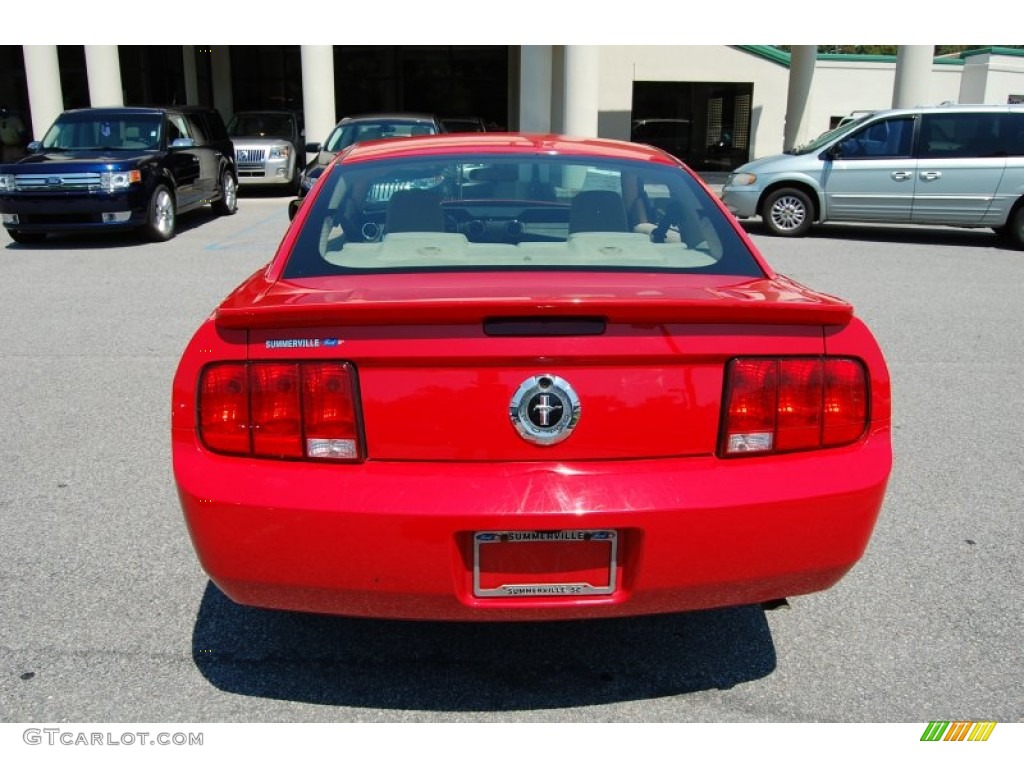 2008 Mustang V6 Deluxe Coupe - Torch Red / Medium Parchment photo #16