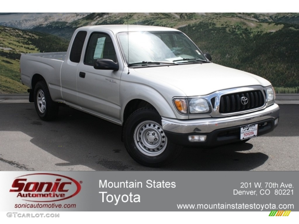 2004 Tacoma Xtracab - Lunar Mist Metallic / Charcoal photo #1