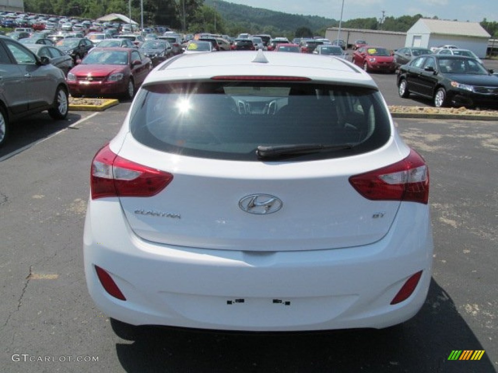 2013 Elantra GT - Monaco White / Black photo #4