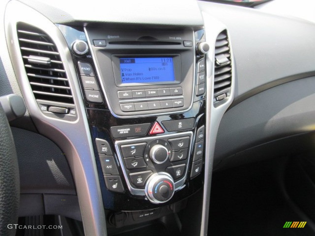 2013 Elantra GT - Volcanic Red / Black photo #8