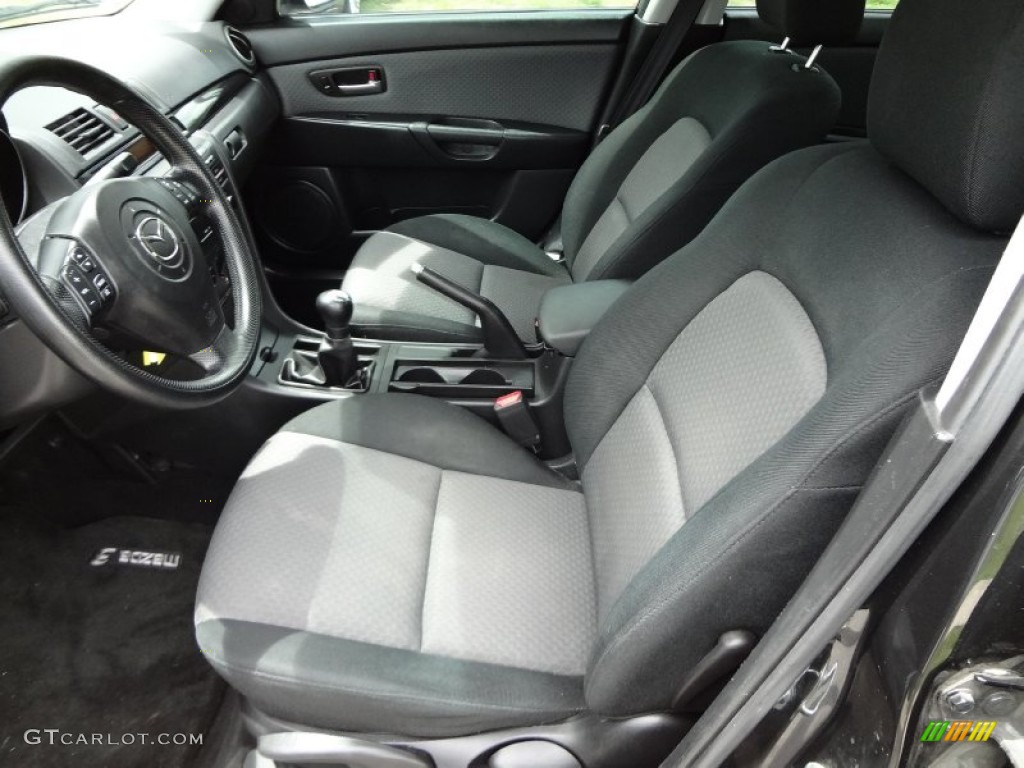 2006 Mazda MAZDA3 i Sedan Front Seat Photo #68568514
