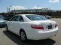 Super White - Camry LE Photo No. 4