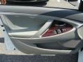 Super White - Camry LE Photo No. 6