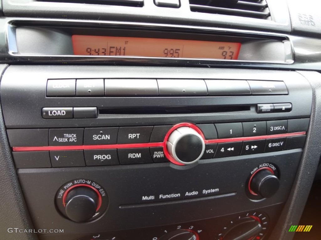 2006 Mazda MAZDA3 i Sedan Audio System Photos