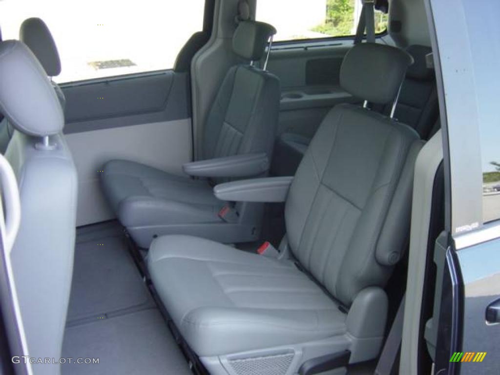 2008 Town & Country Touring Signature Series - Modern Blue Pearlcoat / Medium Slate Gray/Light Shale photo #22